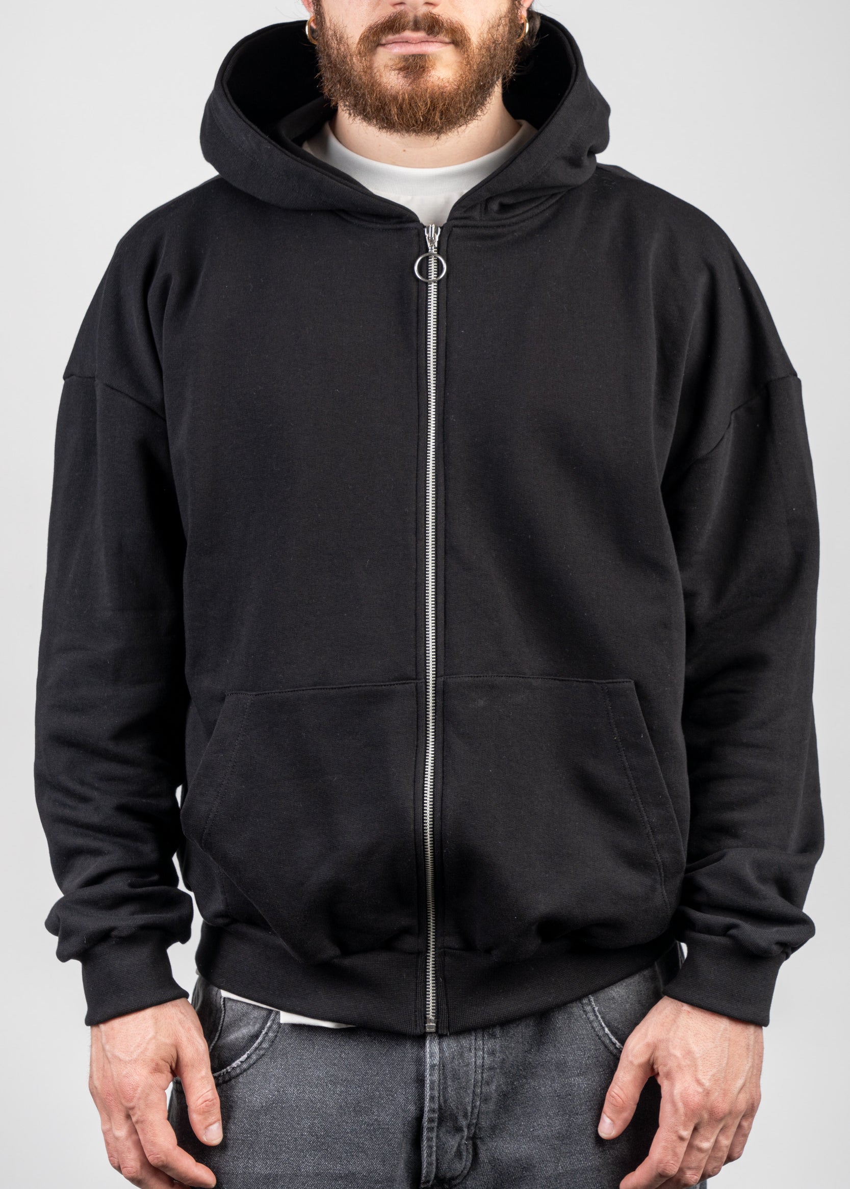 BLACK ZIP HOODIE
