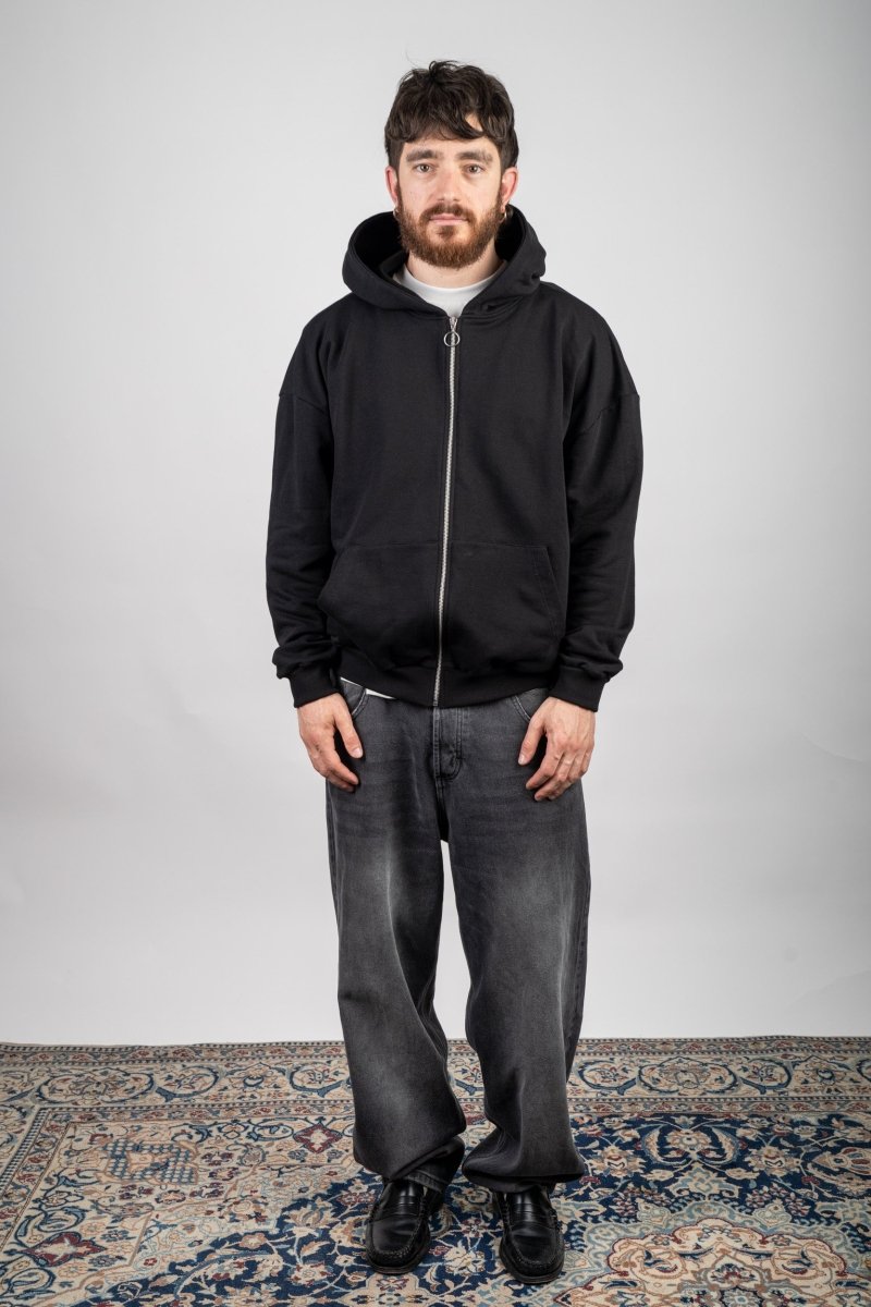 BLACK ZIP HOODIE - Benevierre