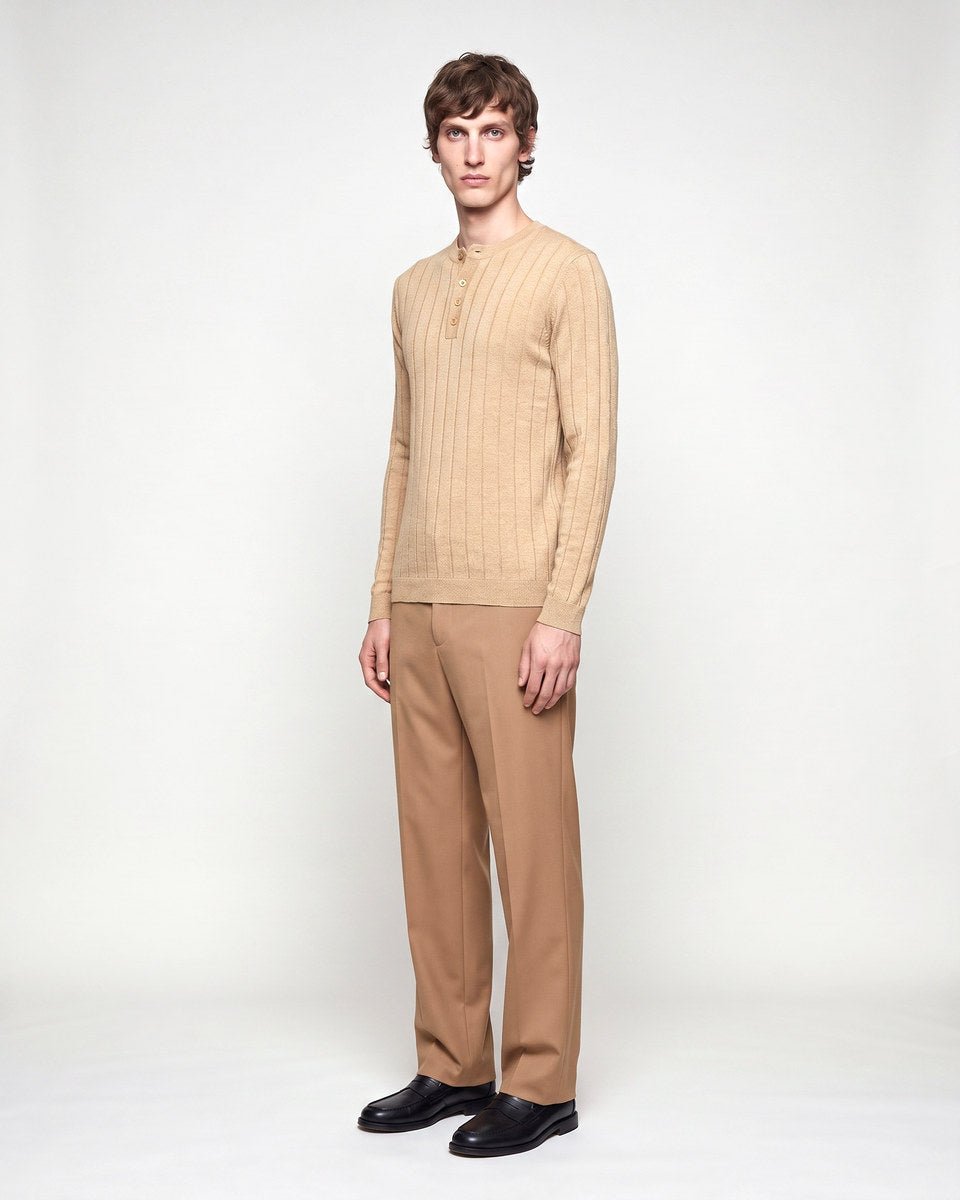 HENLEY KNIT LONG SLEEVE SAND x - Benevierre