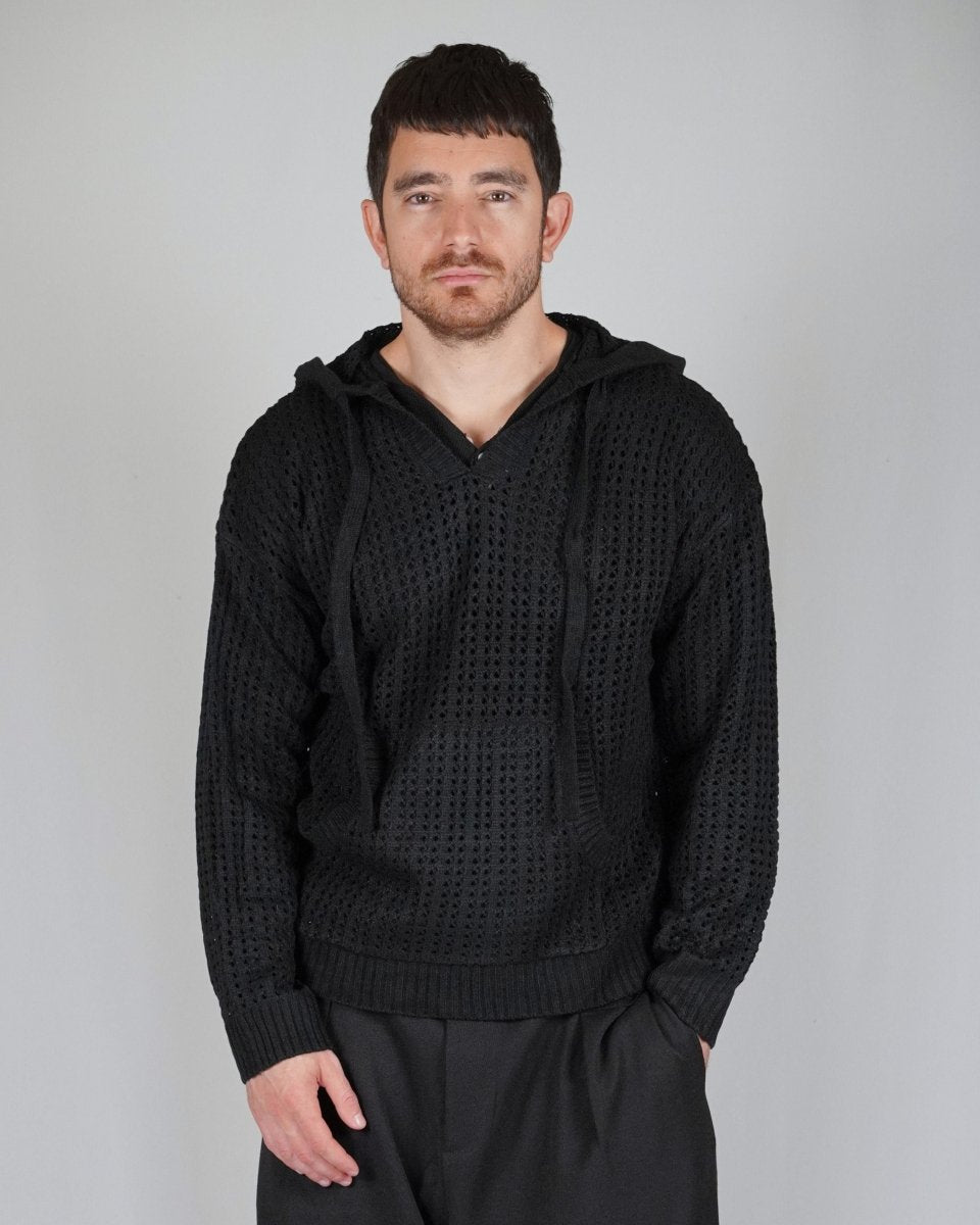SWEATER HOODLACE BLACK - Benevierre