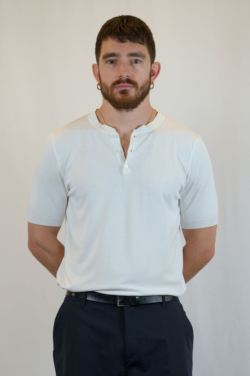 T - SHIRT IN MAGLIA COLLO SERAFINO BIANCA - Benevierre