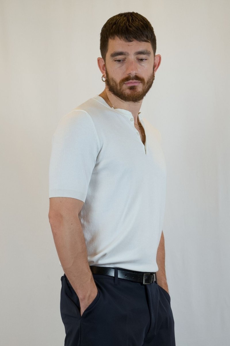 T - SHIRT IN MAGLIA COLLO SERAFINO BIANCA - Benevierre