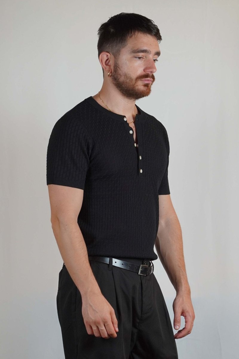 T - SHIRT IN MAGLIA COLLO SERAFINO NERA - Benevierre