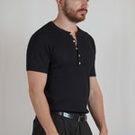 T - SHIRT IN MAGLIA COLLO SERAFINO NERA - Benevierre