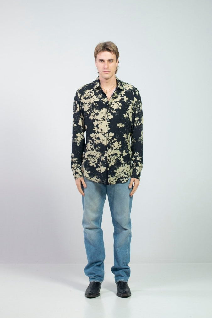 ‘Black Flowers’ - Benevierre