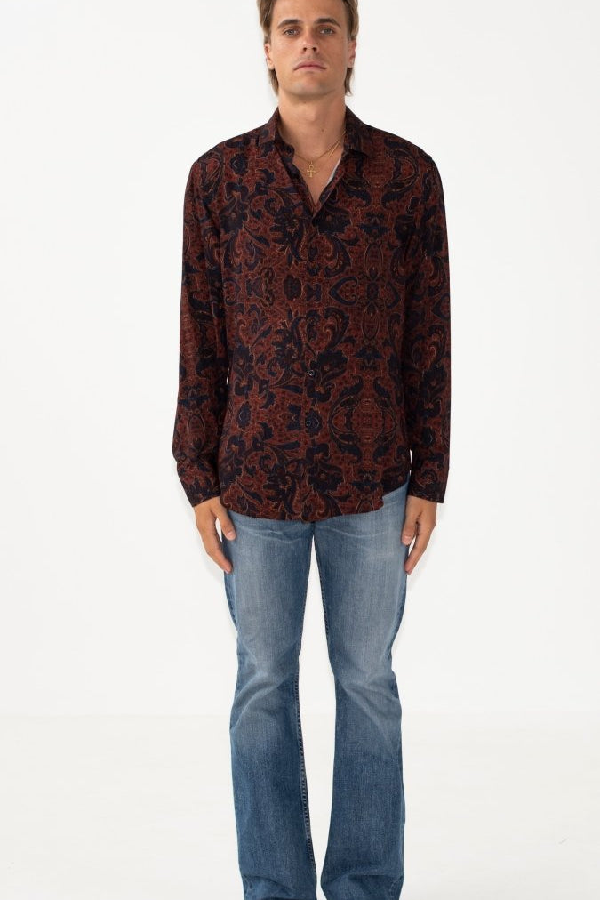 ‘Red Paisley’ - Benevierre